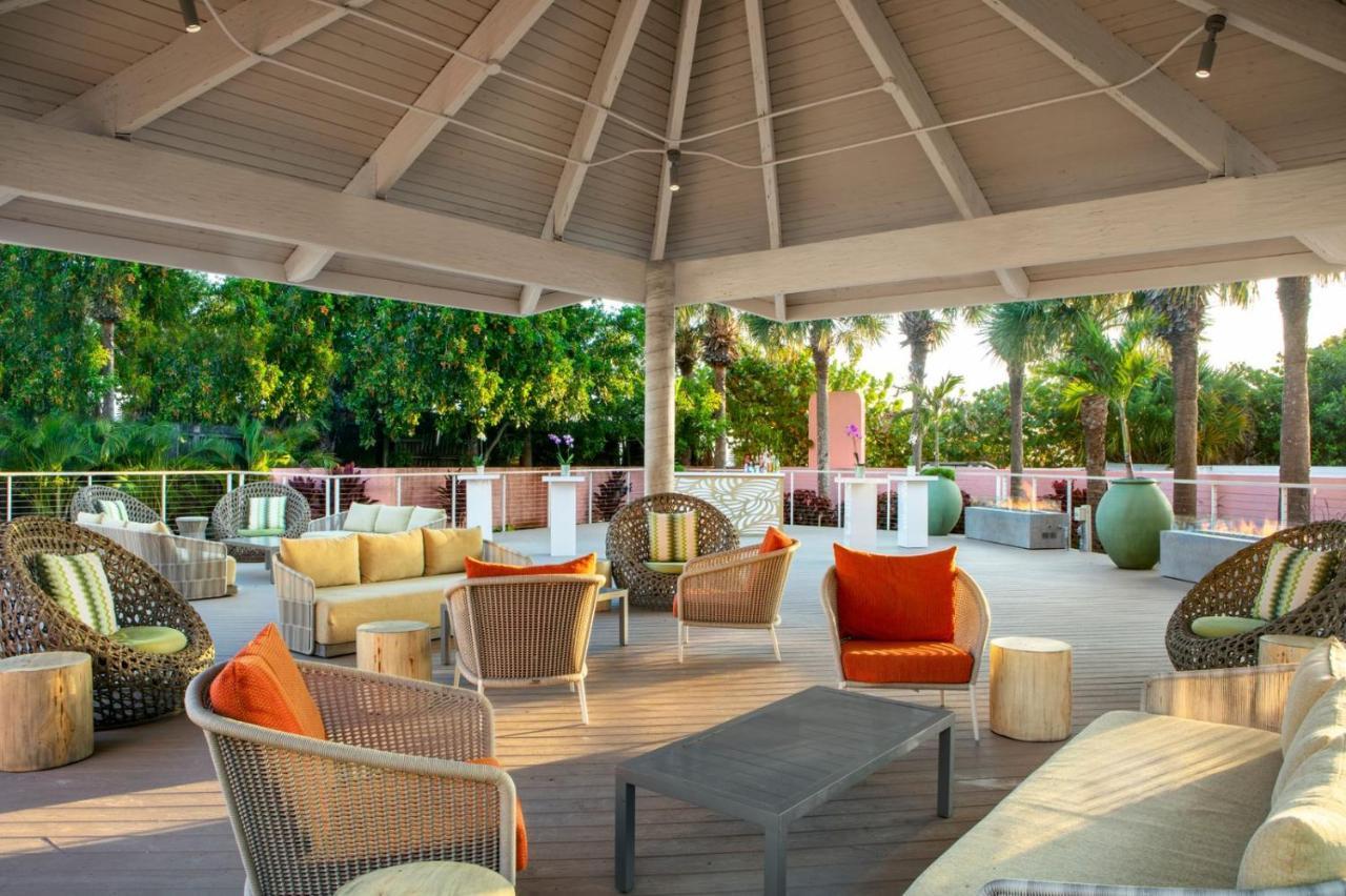 Beach House Suites By The Don Cesar Сейнт Пийт Бийч Екстериор снимка