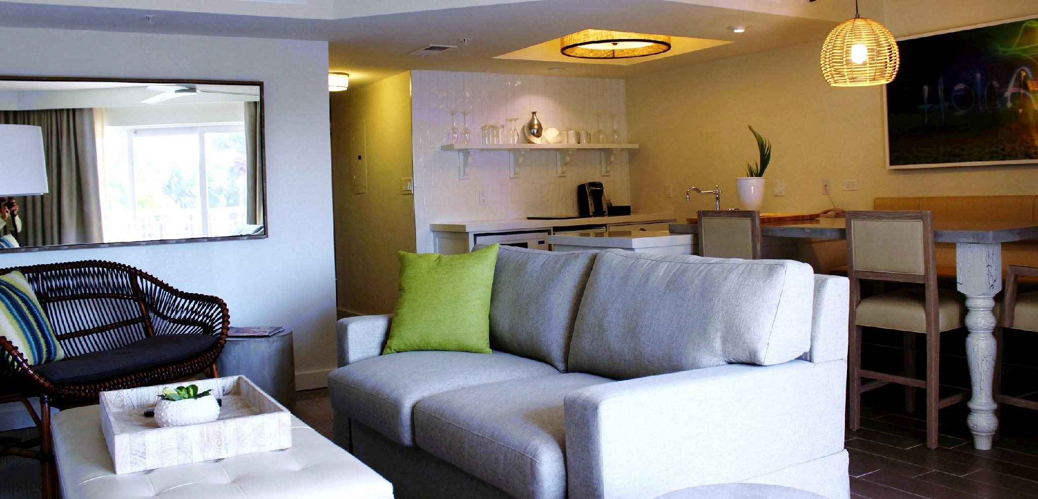 Beach House Suites By The Don Cesar Сейнт Пийт Бийч Екстериор снимка