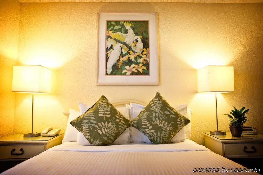 Beach House Suites By The Don Cesar Сейнт Пийт Бийч Екстериор снимка